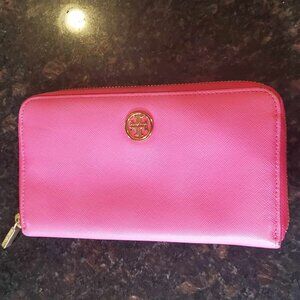 Tory Burch Robinson Saffiano Leather Continental Zip Around Wallet